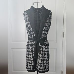 White House Black Market Monochrome Knit Vest